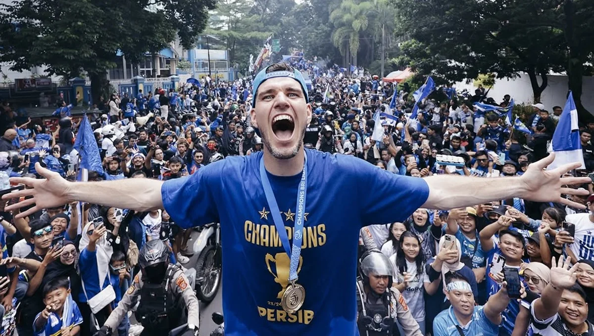 Heboh! Gaji Nick Kuipers dari Persib Bandung Bikin Ngiler!